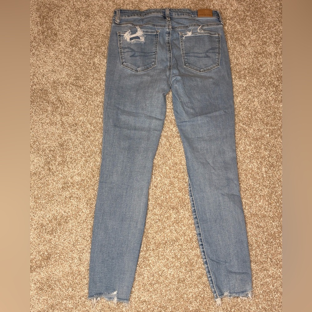 American Eagle Outfitters Light Blue Distressed Skinny Jeans - Picture 2 of 4